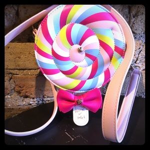 🎉HP🎉🍭Betsey Johnson Candy 🍭Purse!!!! Amazing!!